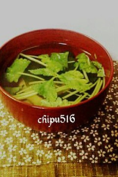 わかめとたけのこのお吸い物