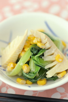 チンゲン菜とたけのこの醤油マヨサラダ