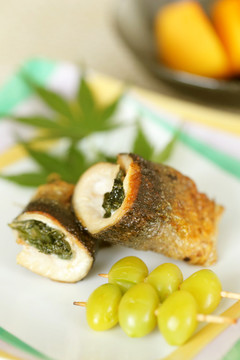 梅しそを秋刀魚でくるっと☆焼き