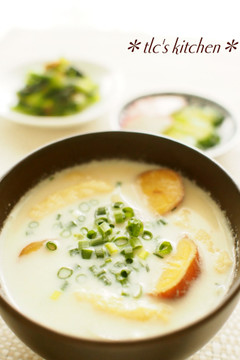 さつまいものしょうが豆乳味噌汁