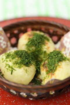 青海苔の風味香るじゃが団子