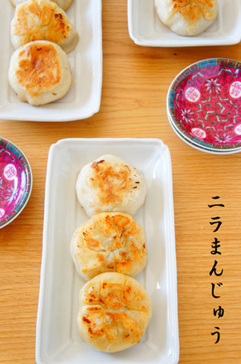 エビ入り具沢山 ニラまんじゅう