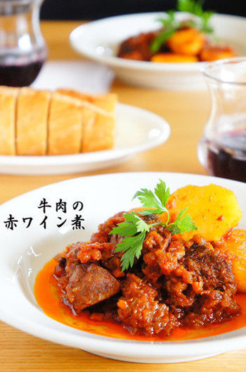 牛肉の赤ワイン煮