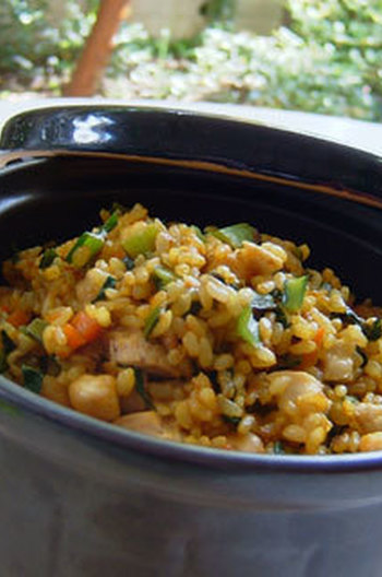 麦ご飯でパラリ　ジャンバラヤ風