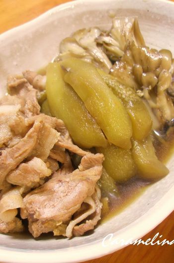 豚肉となすとまいたけの煮物