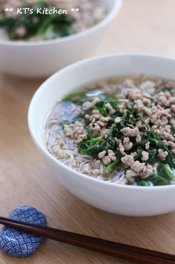 春菊たっぷりアジアンにゅうめん