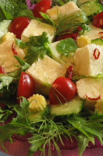 エスニック豆腐サラダ