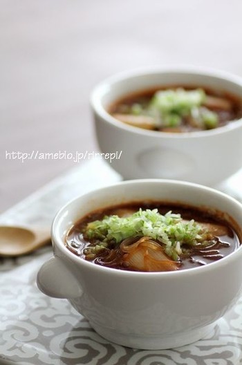 春雨入り葱のピリ辛ゴマ味噌スープ