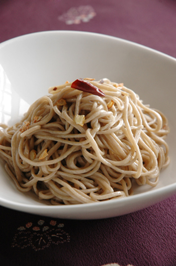 日本そばペペロンチーノ