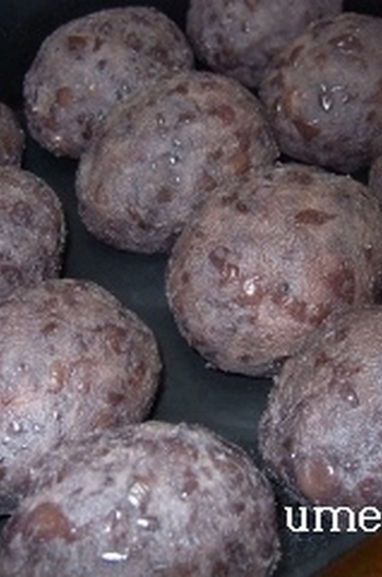 お彼岸やお盆に 甘さ控えめおはぎ