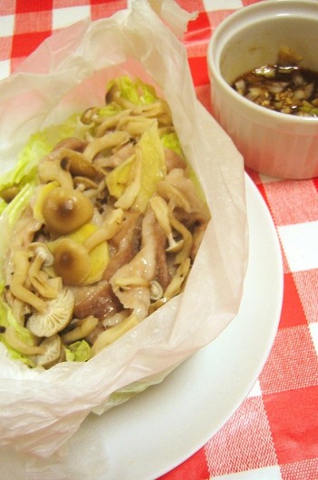 豚肉とキャベツのレンジ包み蒸し