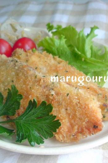 鮭のイタリアンパセリと粉チーズパン粉焼き
