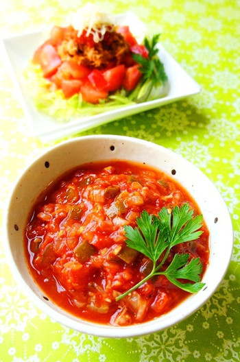 トマト沢山 簡単ピクルス入りサルサソース