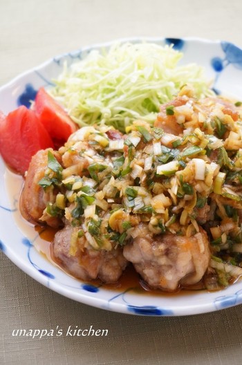 鶏肉とネギたっぷりの香味ダレ