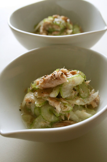 セロリとツナの簡単サラダ
