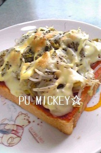 もやしピザトースト