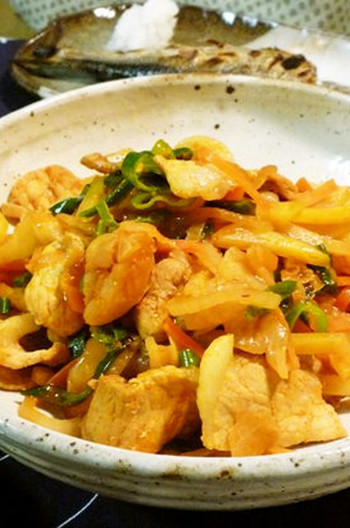 簡単ボリューム豚キムチ