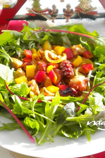 タコのマリネサラダ クリスマスリース仕立て