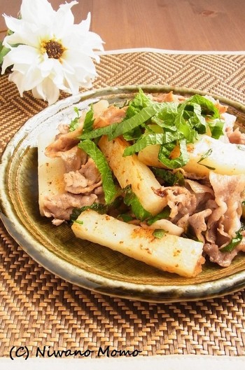 スピードおかず  豚肉と長芋の大葉塩炒め