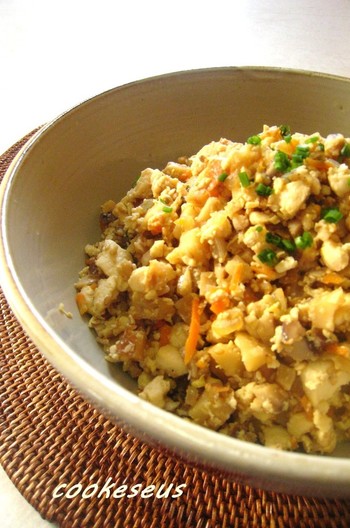 お野菜だけで炒り豆腐