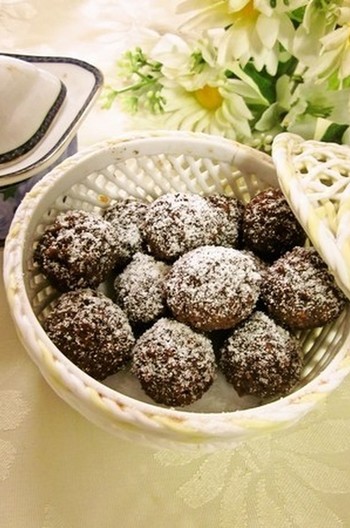 お手軽 高野豆腐のココアボール