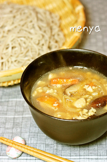 きのこたっぷり つけ汁そば