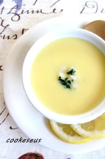 押し麦のレモンスープ