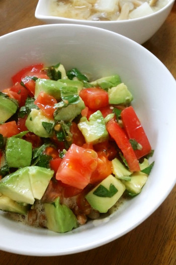 アボトマ納豆丼