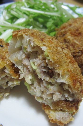 キャベツと玉ねぎたっぷりメンチカツ