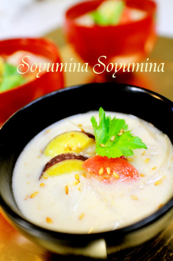 冷蔵庫の残り野菜で生姜ごま味噌汁