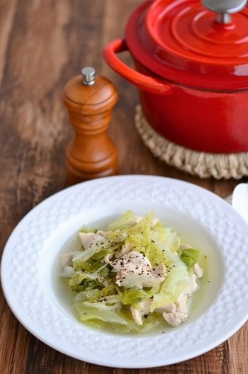 春キャベツと鶏むね肉の中華スープ煮