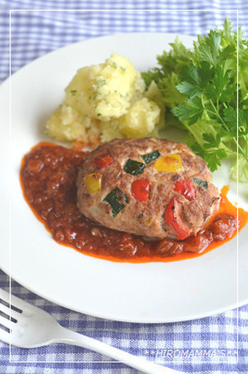 コロコロ夏野菜のハンバーグ