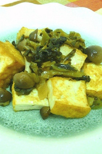 生揚げとしめじの高菜炒め