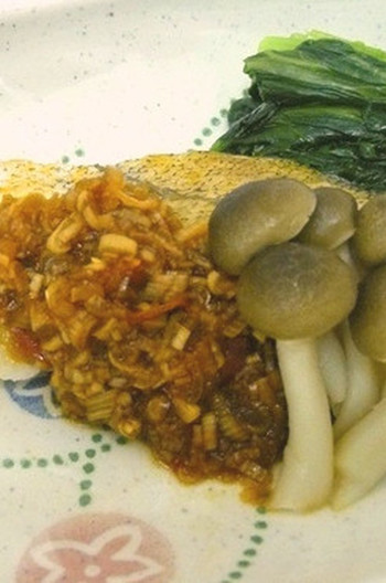 ピリ辛！たらの豆板醤うまダレ