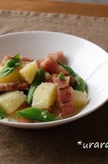 じゃがベーコンにスナップエンドウ