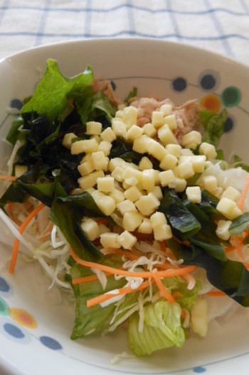 チーズ入り☆海藻サラダ