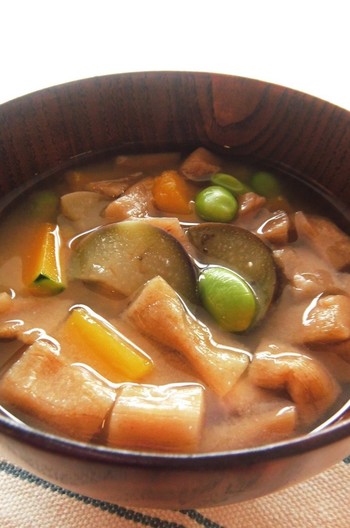 夏の具沢山味噌汁