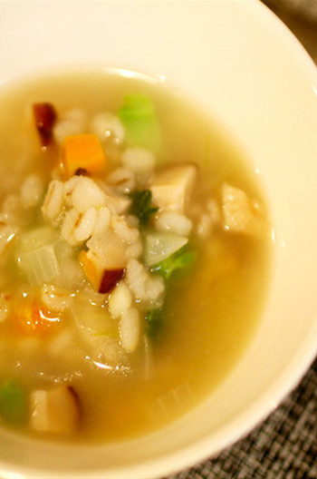 押し麦のスープ