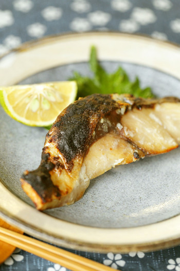 旨みアップ ぶりの塩麹漬け焼き
