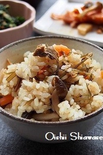 味付け不要 ツナと塩昆布の炊き込みご飯