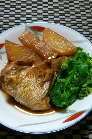 真鯛と大根の煮付け 菜の花添え