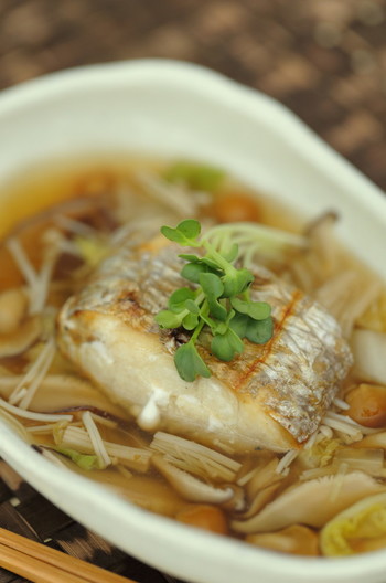 蒸し太刀魚のきのこあん