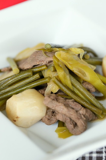 牛肉とにんにくの芽の甘辛煮