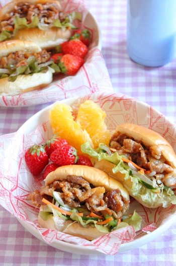 ビビンバ風焼肉ロールサンド