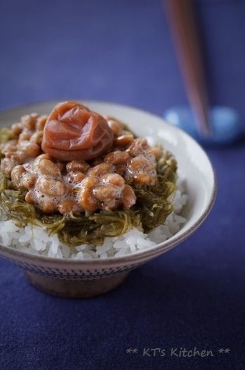 梅めかぶ納豆丼