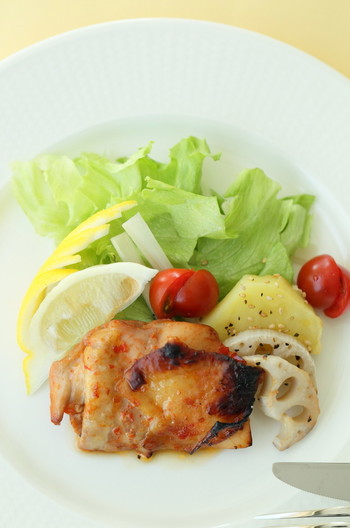 中華風味 豊かなピリ辛チキンロースト