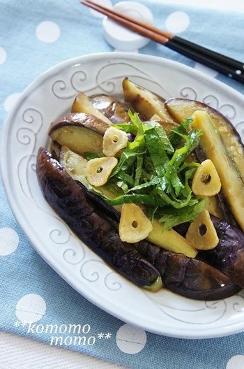 フライパンで 焼きナスのにんにくぽん酢しょうゆ