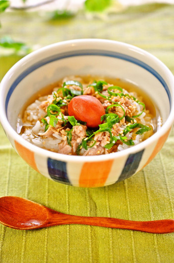 梅とツナの冷やし茶漬け