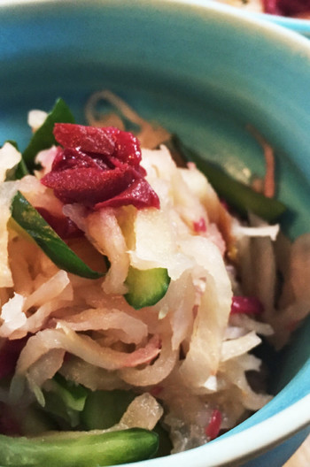 切干大根のポリポリ梅キュウサラダ