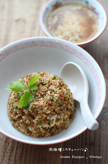 うまうま 肉味噌ニラチャーハン